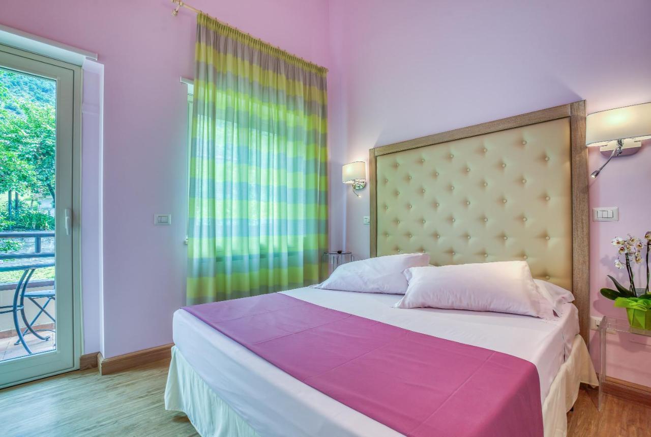 Hotel Des Reves SantʼElia Fiumerapido Екстериор снимка