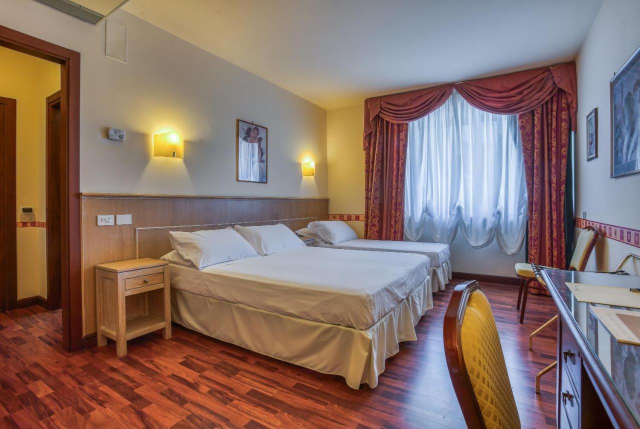 Hotel Des Reves SantʼElia Fiumerapido Екстериор снимка
