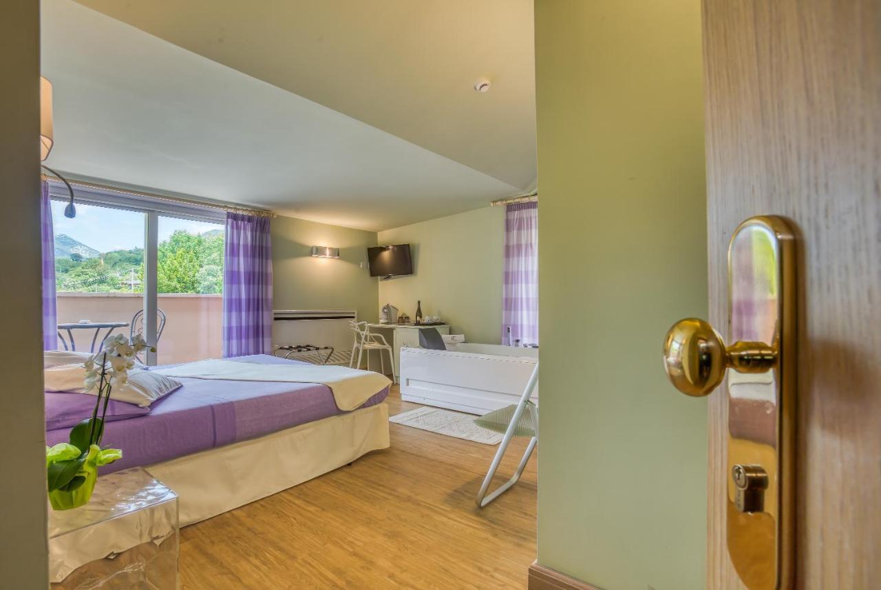 Hotel Des Reves SantʼElia Fiumerapido Екстериор снимка