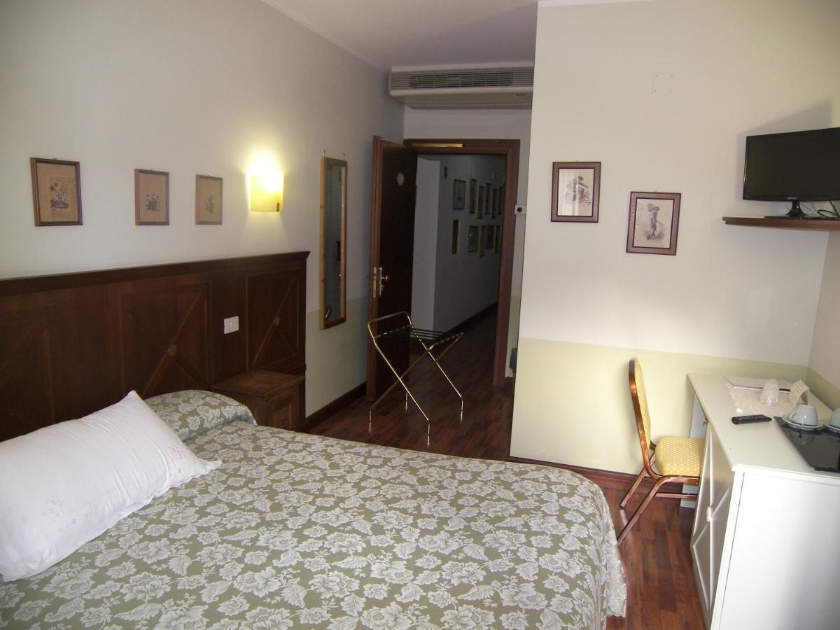 Hotel Des Reves SantʼElia Fiumerapido Екстериор снимка