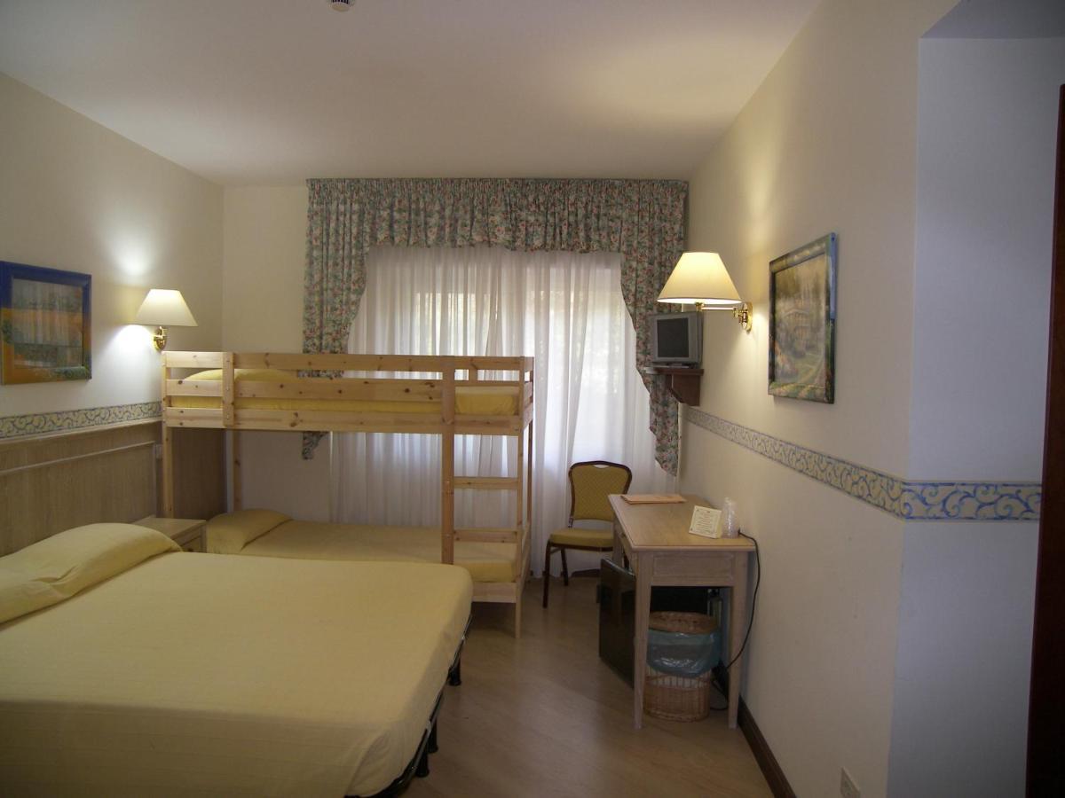 Hotel Des Reves SantʼElia Fiumerapido Екстериор снимка