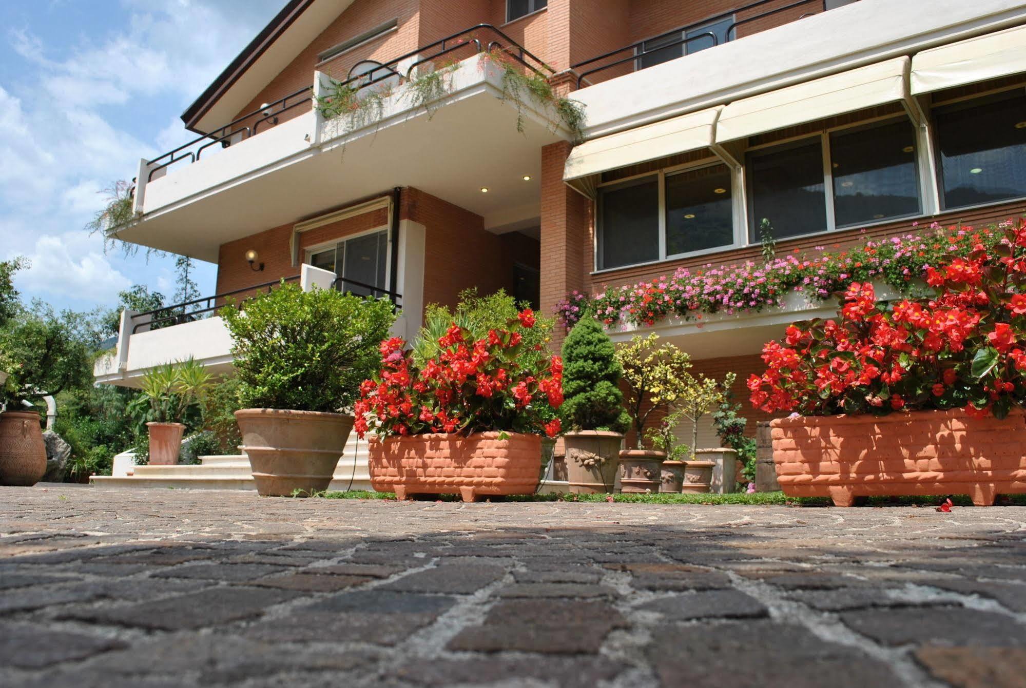 Hotel Des Reves SantʼElia Fiumerapido Екстериор снимка