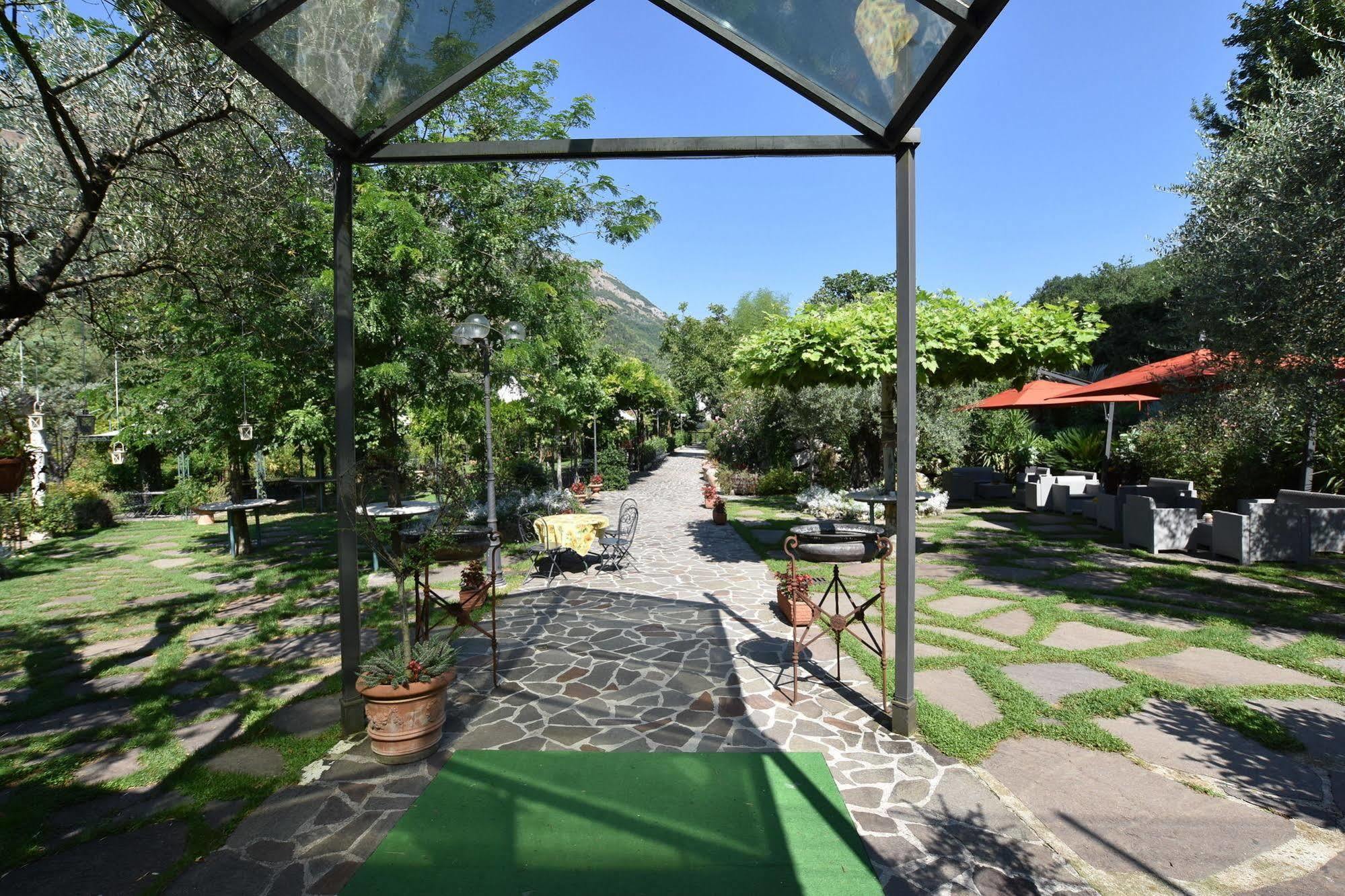 Hotel Des Reves SantʼElia Fiumerapido Екстериор снимка